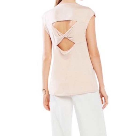 BCBGMAXAZRIA| Twist V Neck Back Cut out Tee Blush - Picture 4 of 15